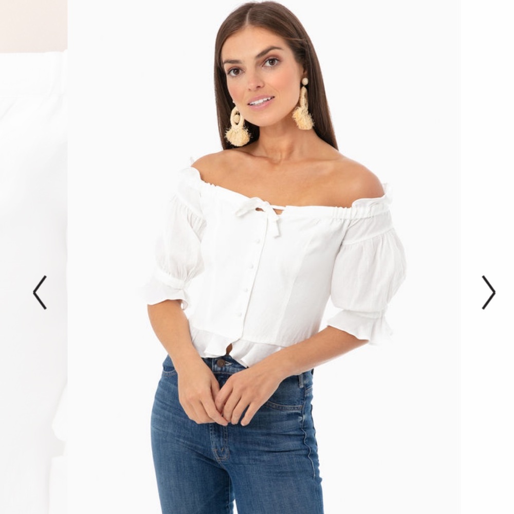 CULT GAIA Cream Crop Top/- new with tags!!